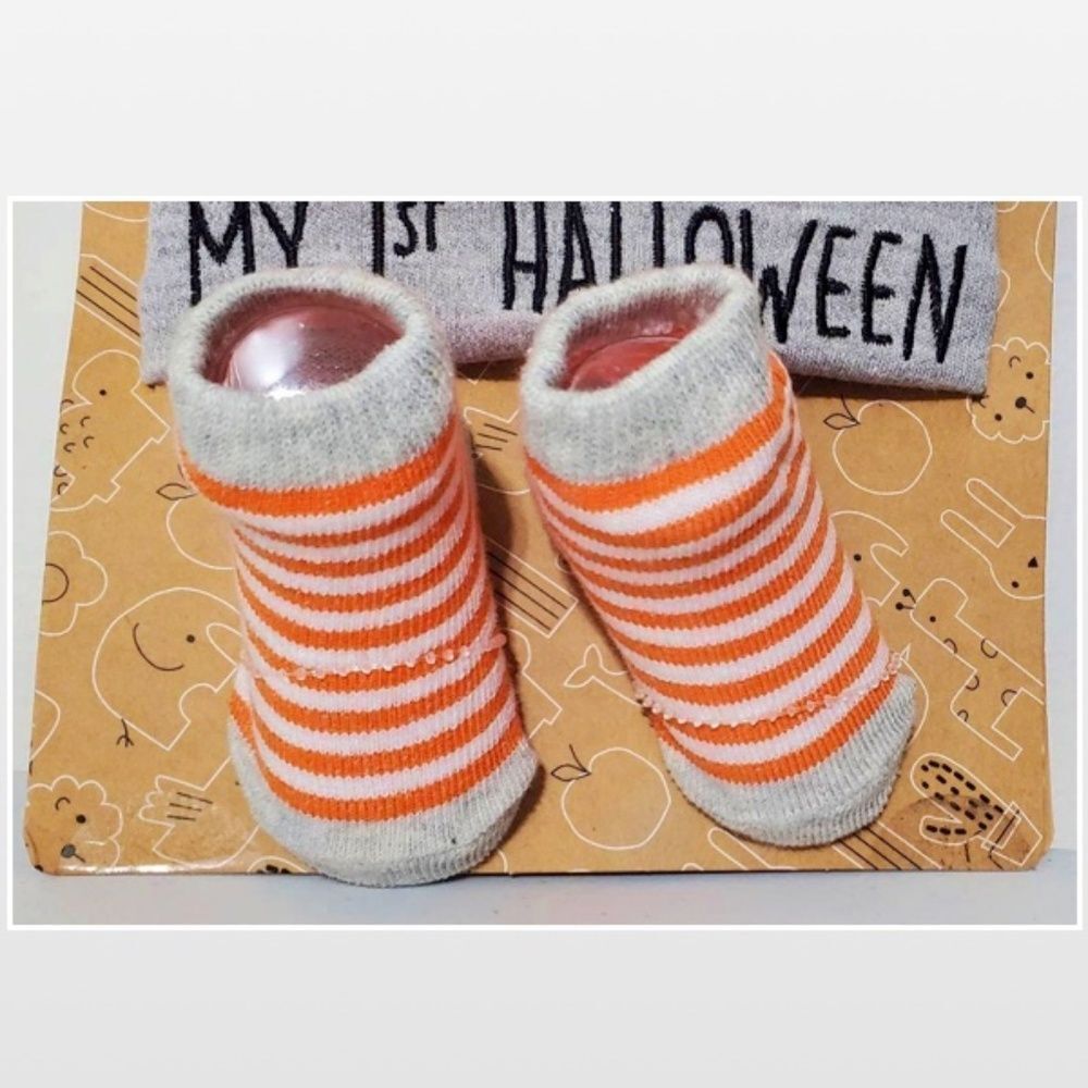 New Hat & Sock Pumpkin Baby Halloween Set 0-6 Months NWT Unisex - Picture 3 of 11